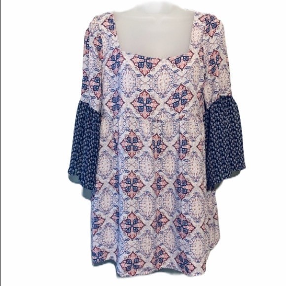 Umgee Tops - Umgee Peasant Tunic, Size Small